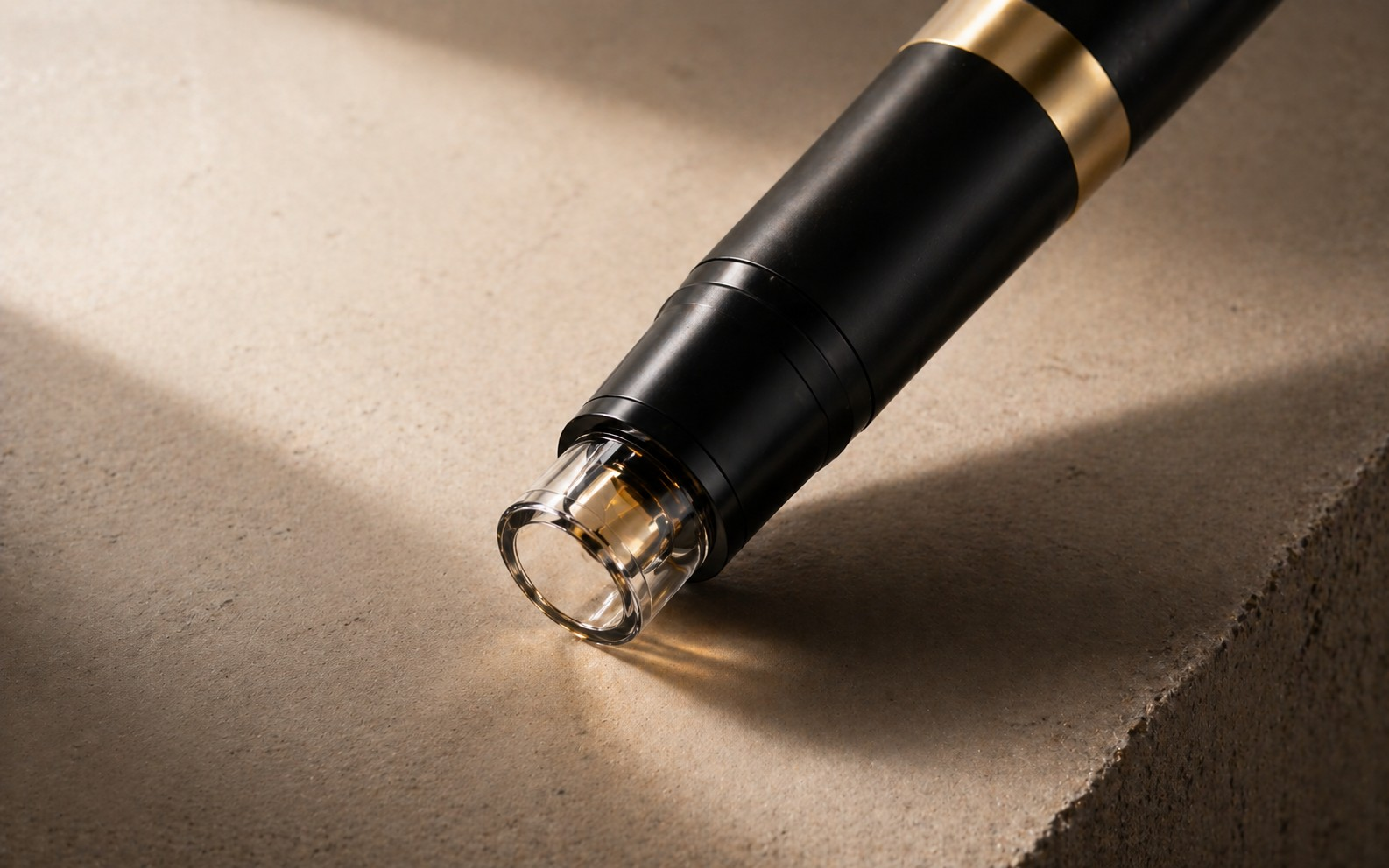 HIFL™ INSTANT LIFTING STARTS HERE This is where the lift begins. Skin responds instantly. Contours appear sharper. Firmness improves on the spot.