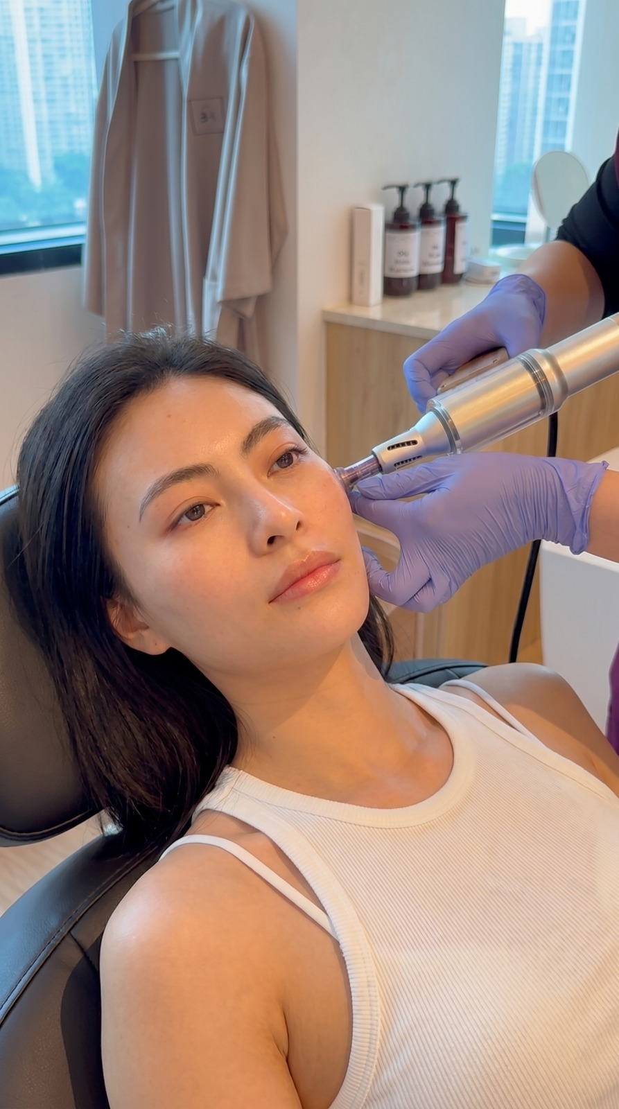 Face lifting contouring Singapore — K1-Jet™ needle-free jawline PDRN peptide infusion